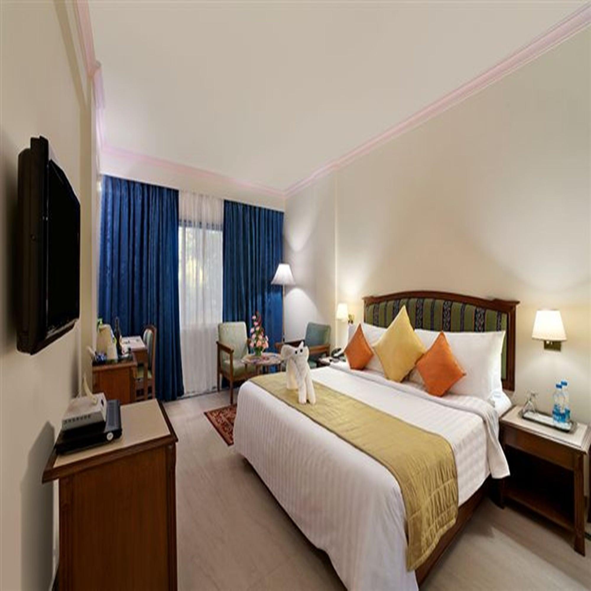 Radha Regent, Hotel Chennai